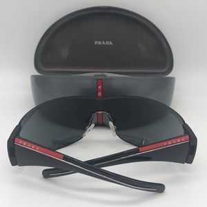 PRADA!!!! Sunglasses! 😎